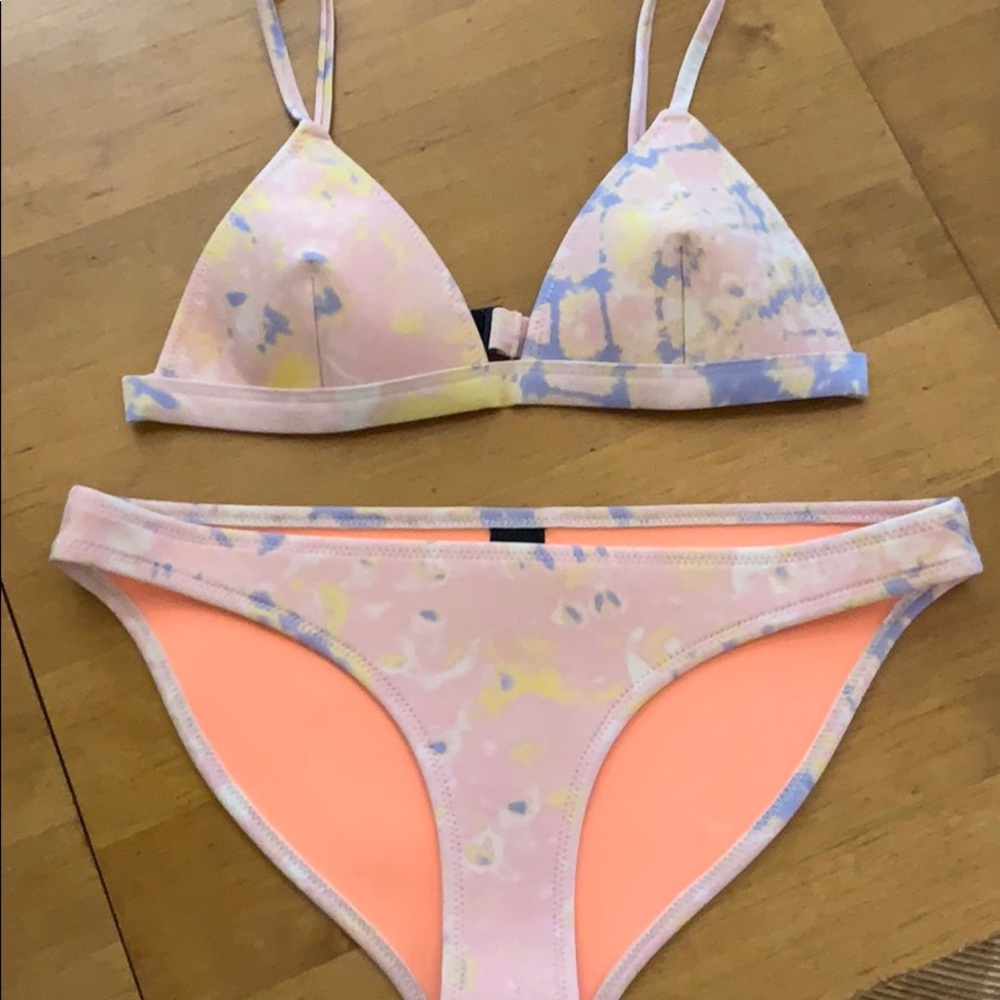 triangl bikini